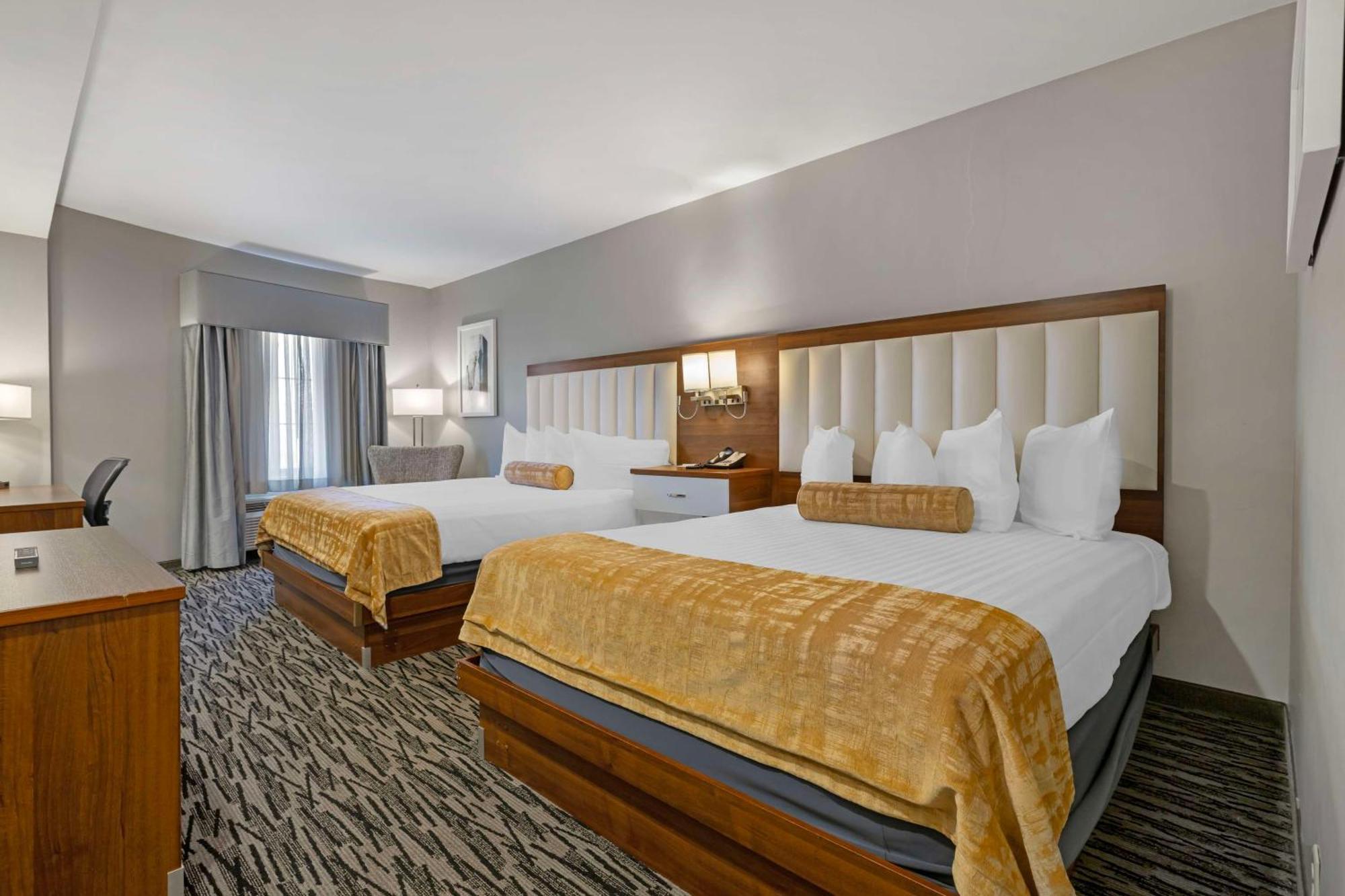 Best Western On The Avenue Buffalo Eksteriør billede