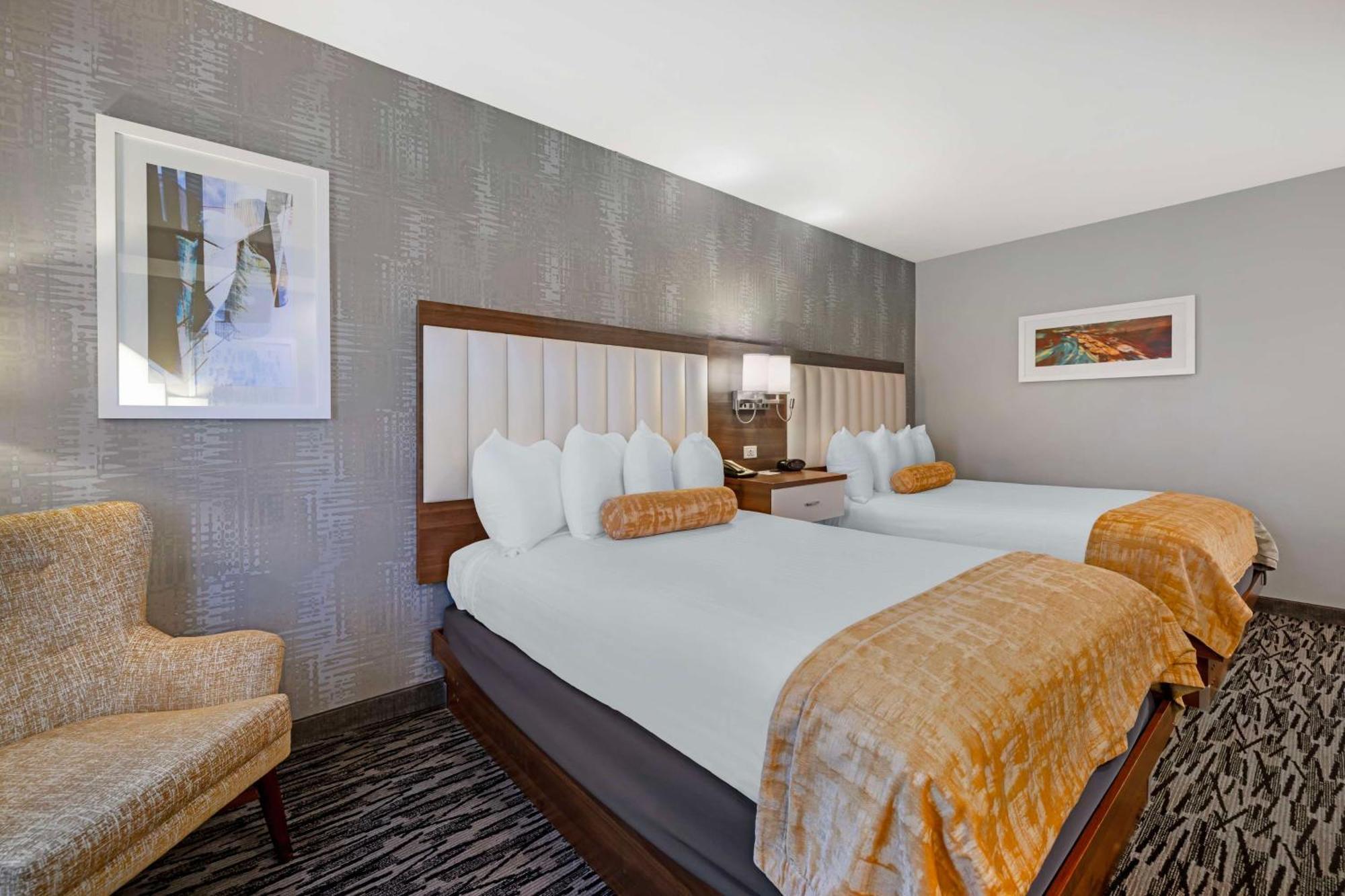 Best Western On The Avenue Buffalo Eksteriør billede