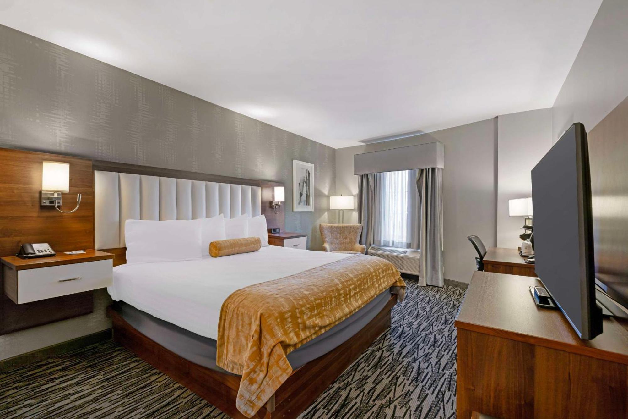 Best Western On The Avenue Buffalo Eksteriør billede