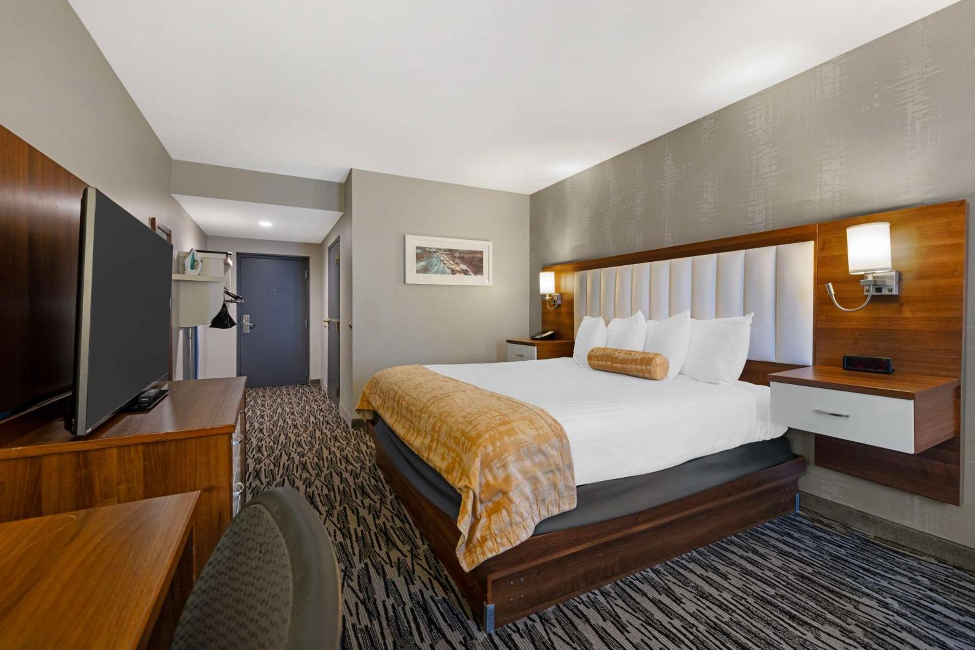Best Western On The Avenue Buffalo Eksteriør billede